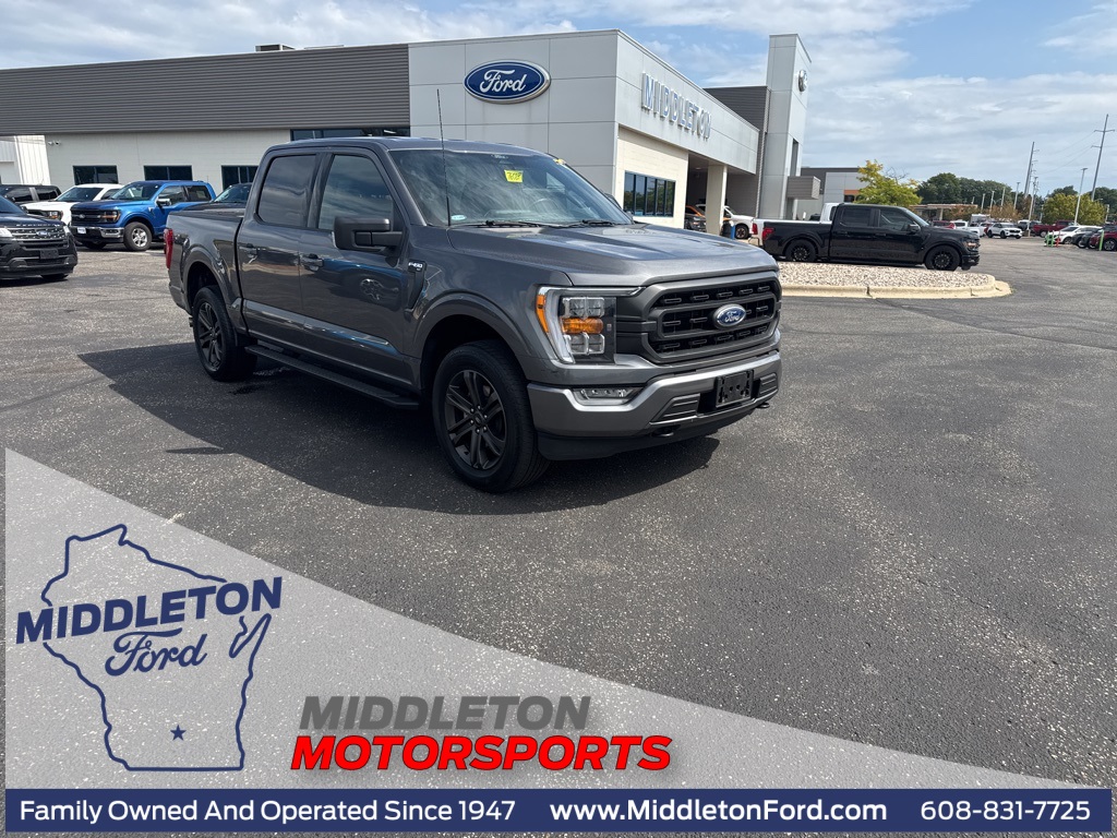 2022 Ford F-150 XLT photo 2