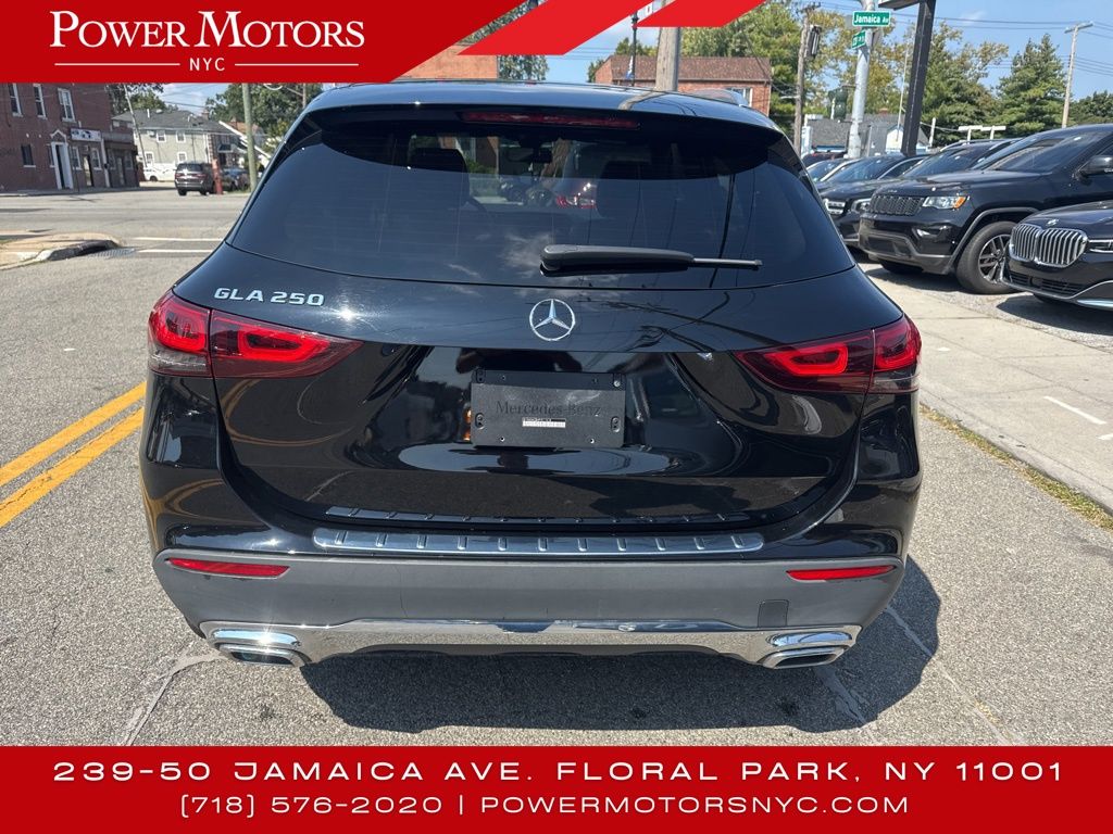 2023 Mercedes Benz GLA 250 photo 4