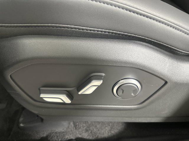 2026 Hyundai Santa Fe SEL photo 9