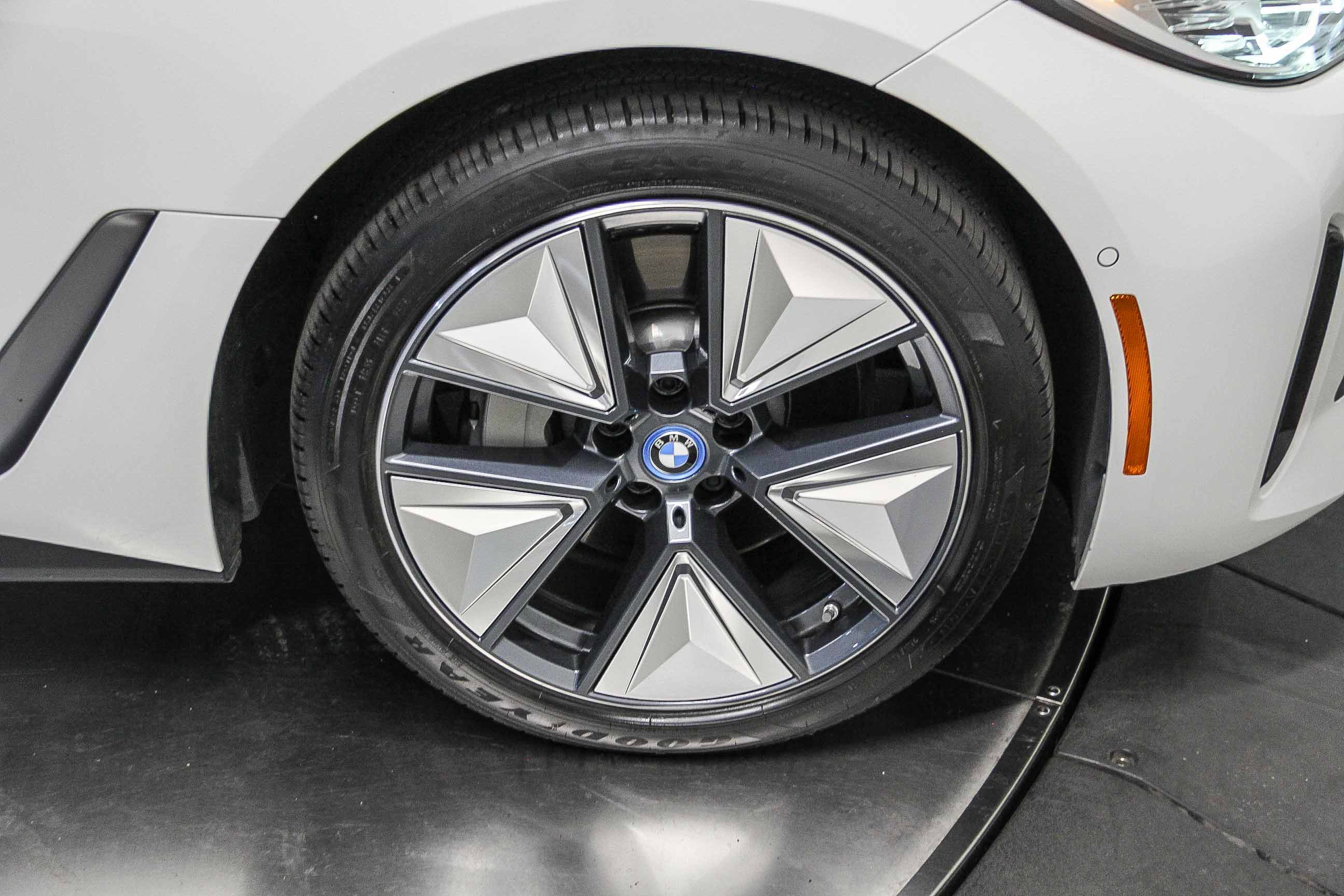 2024 Bmw i4 eDrive35 photo 9