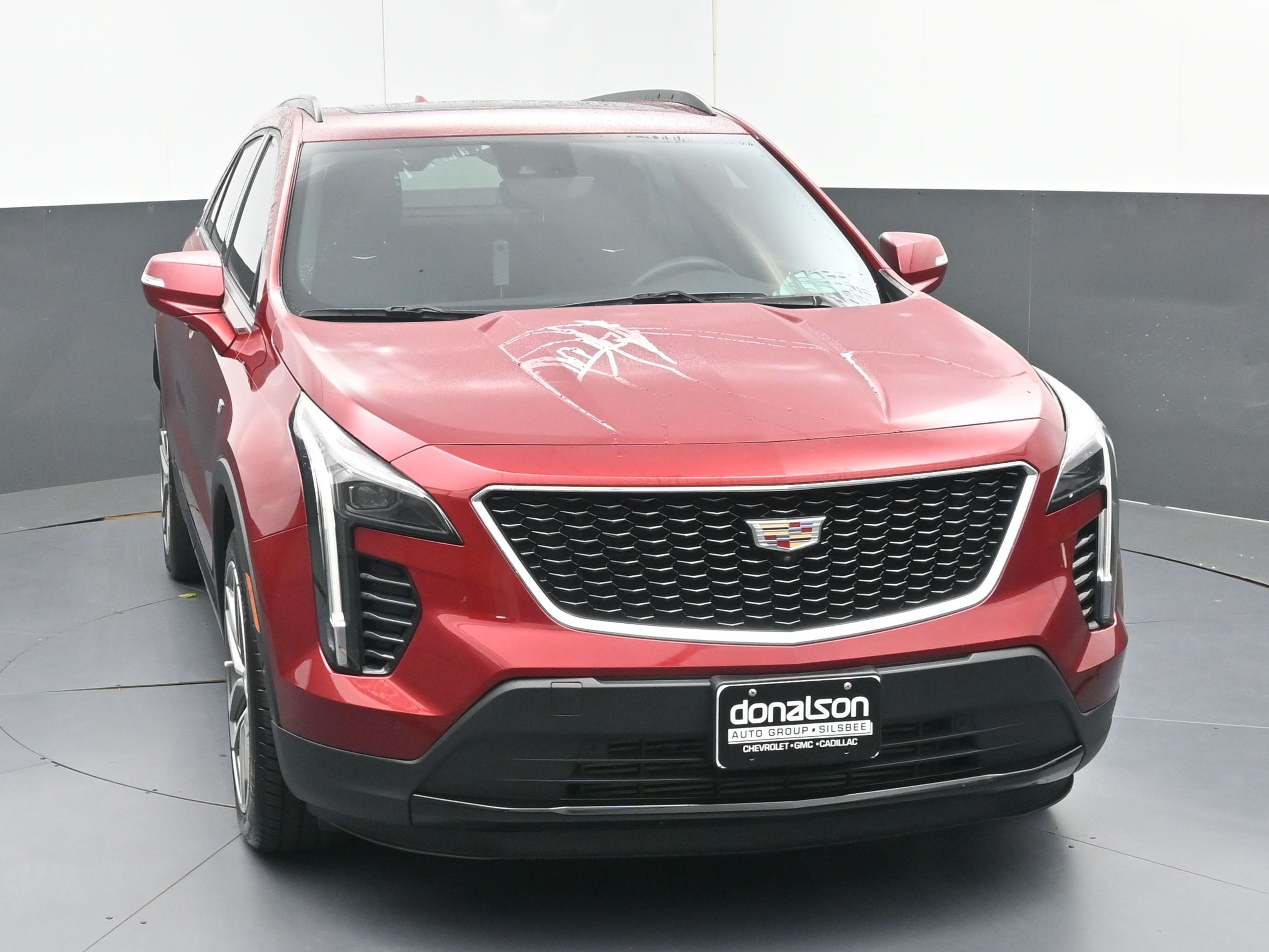 2023 Cadillac XT4 Sport photo 2