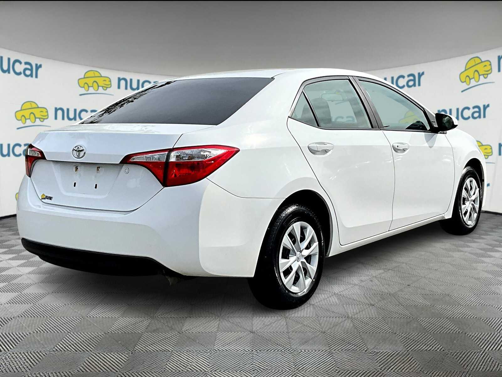 2016 Toyota Corolla L photo 6