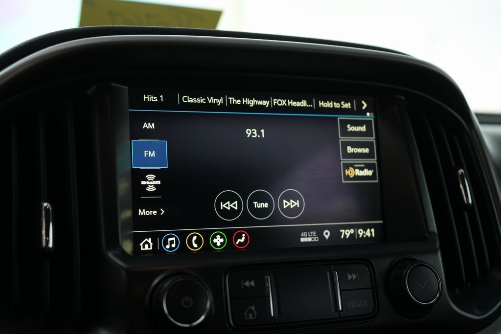 2020 Chevrolet Colorado Z71 photo 21