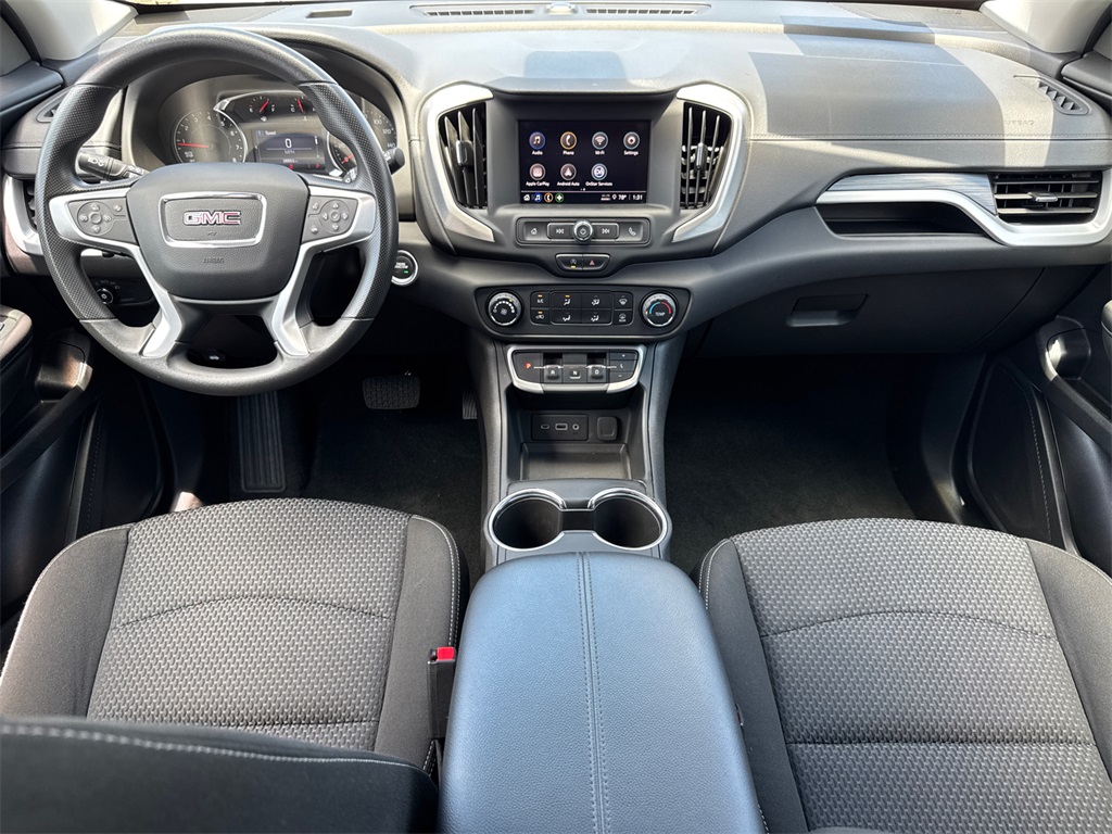 2024 Gmc Terrain SLE photo 16