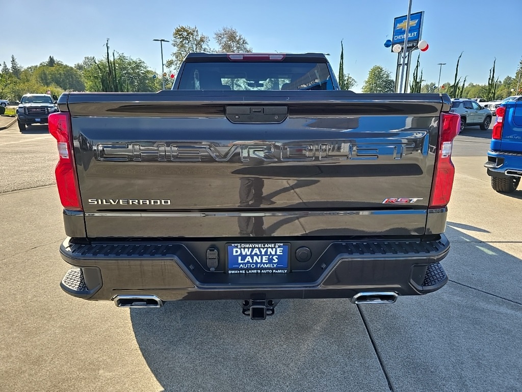 2021 Chevrolet Silverado 1500 RST photo 3