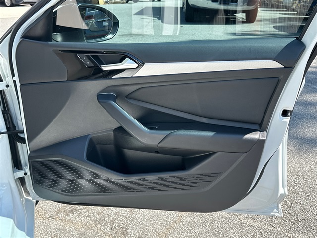 2021 Volkswagen Jetta R-Line photo 13