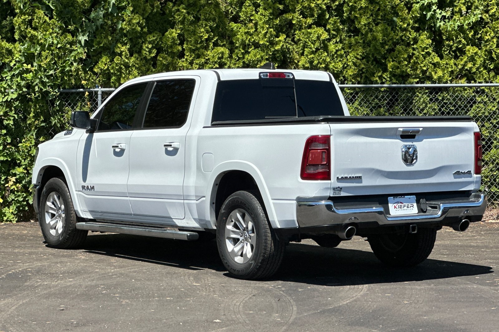 2021 Ram 1500 Laramie photo 6