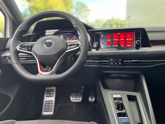 2022 Volkswagen Golf GTI S photo 4