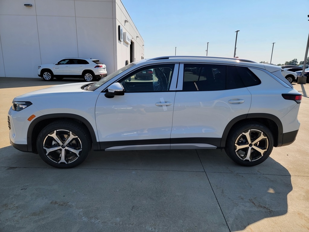 2025 Volkswagen Tiguan SE photo 5