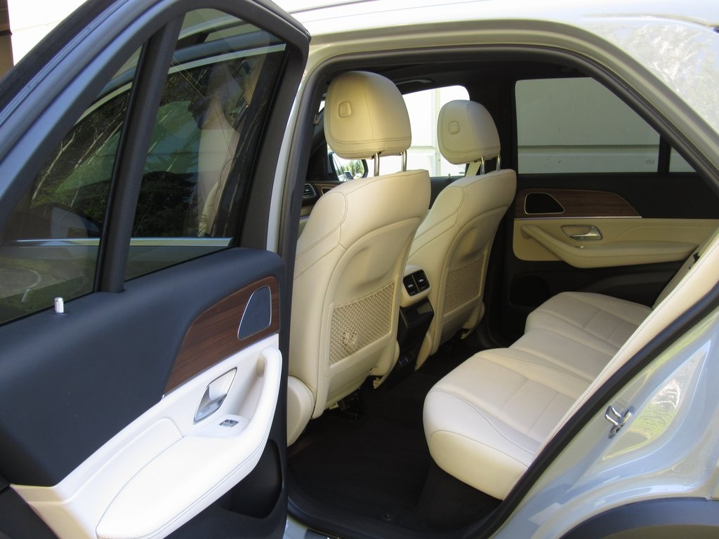 2024 Mercedes Benz GLE 350 4MATIC photo 10