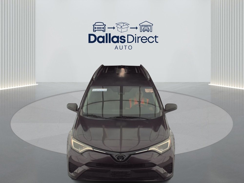 2017 Toyota RAV4 LE photo 2