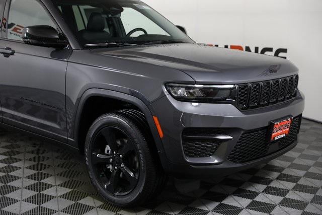 2025 Jeep Grand Cherokee Altitude X photo 23