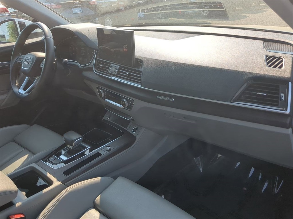 2024 Audi Q5 45 S line Premium photo 27