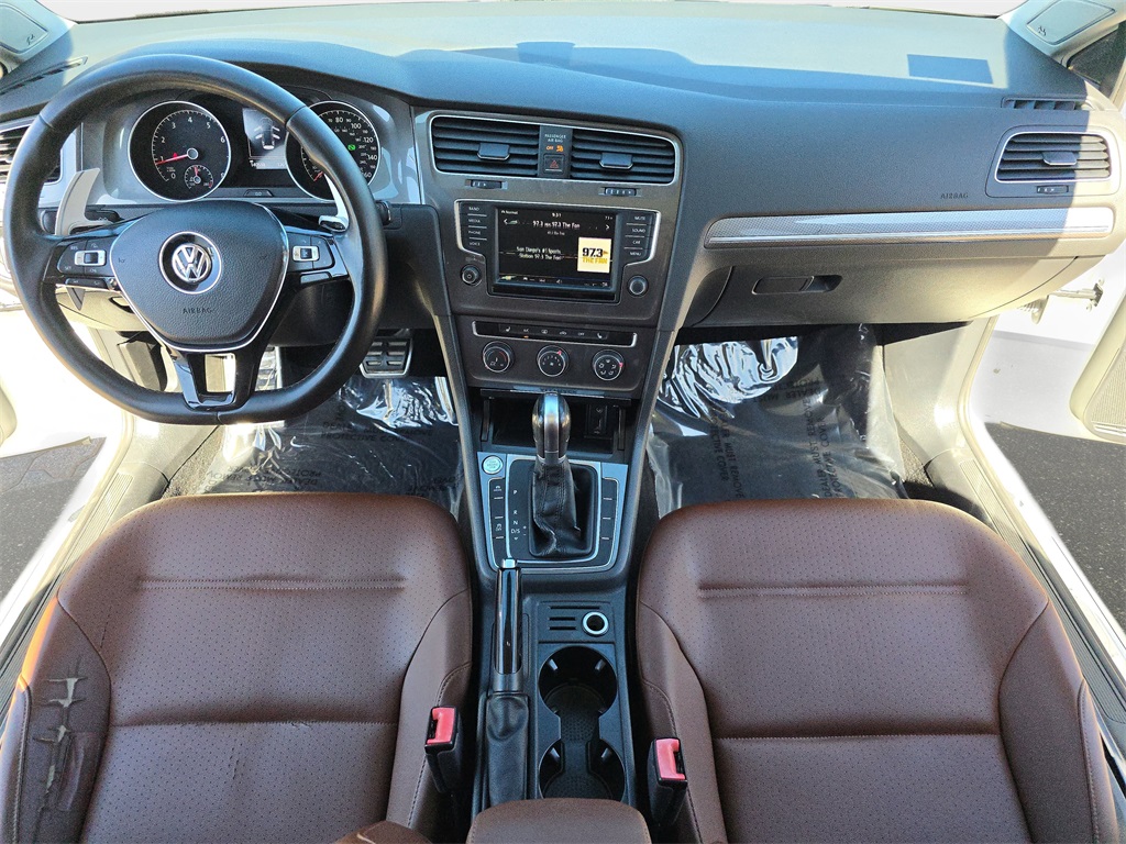 2017 Volkswagen Golf Alltrack TSI SE 4Motion photo 9