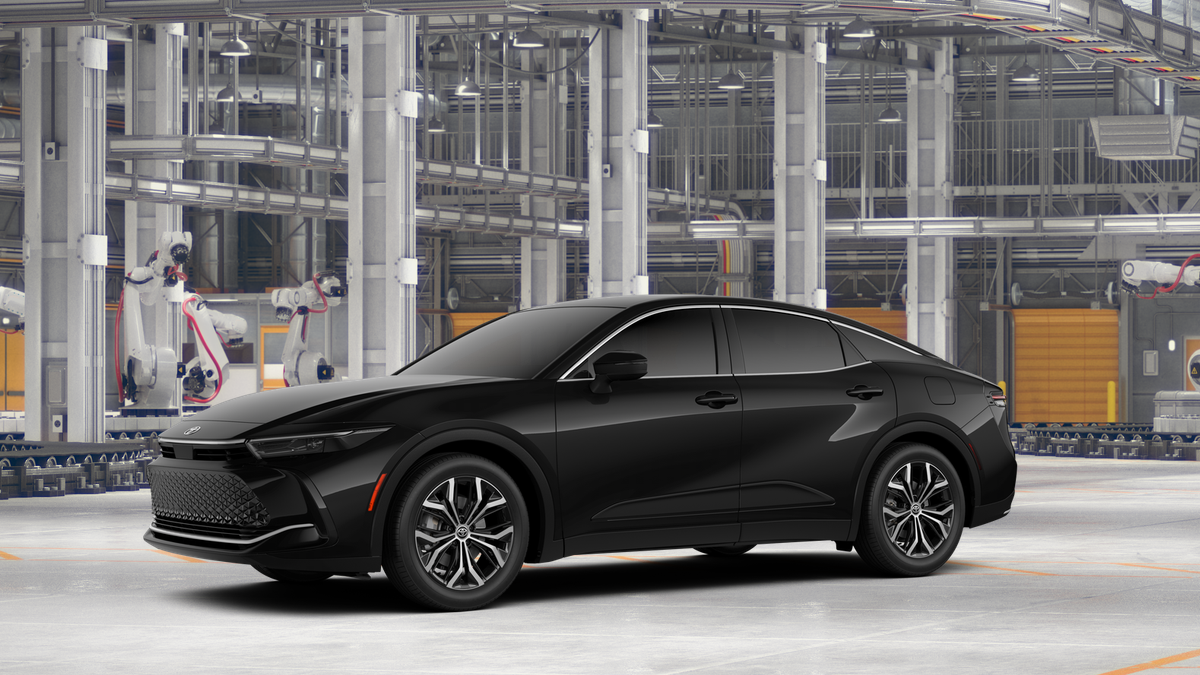 2026 Toyota Crown XLE photo 2