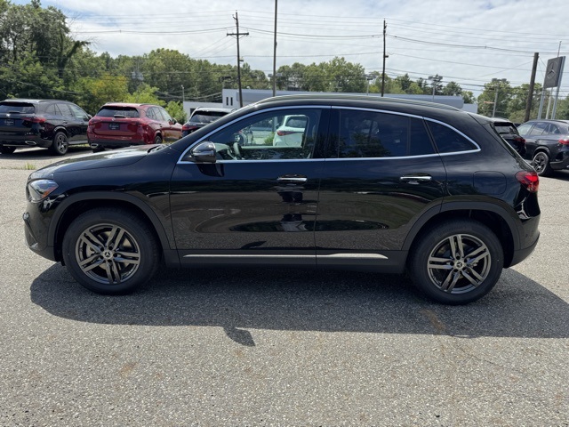 2026 Mercedes Benz GLA 250 4MATIC photo 4