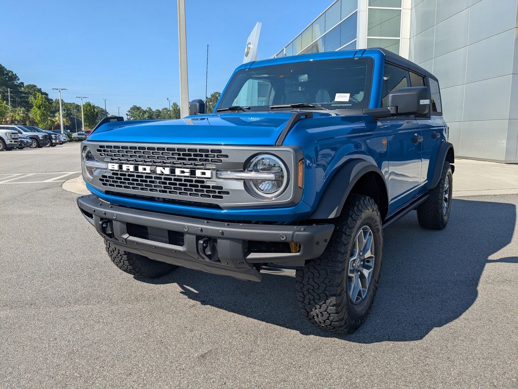 2025 Ford Bronco Badlands photo 7