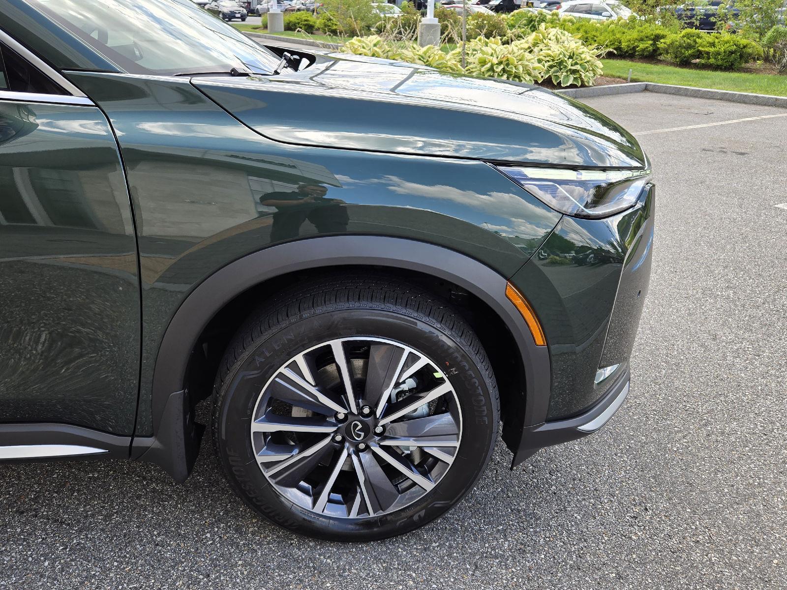 2026 Infiniti QX60 Luxe AWD photo 14