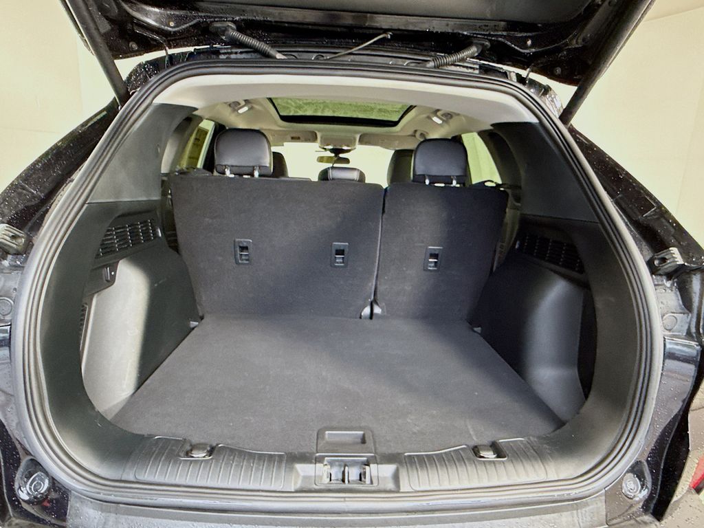 2021 Ford Escape SEL photo 28
