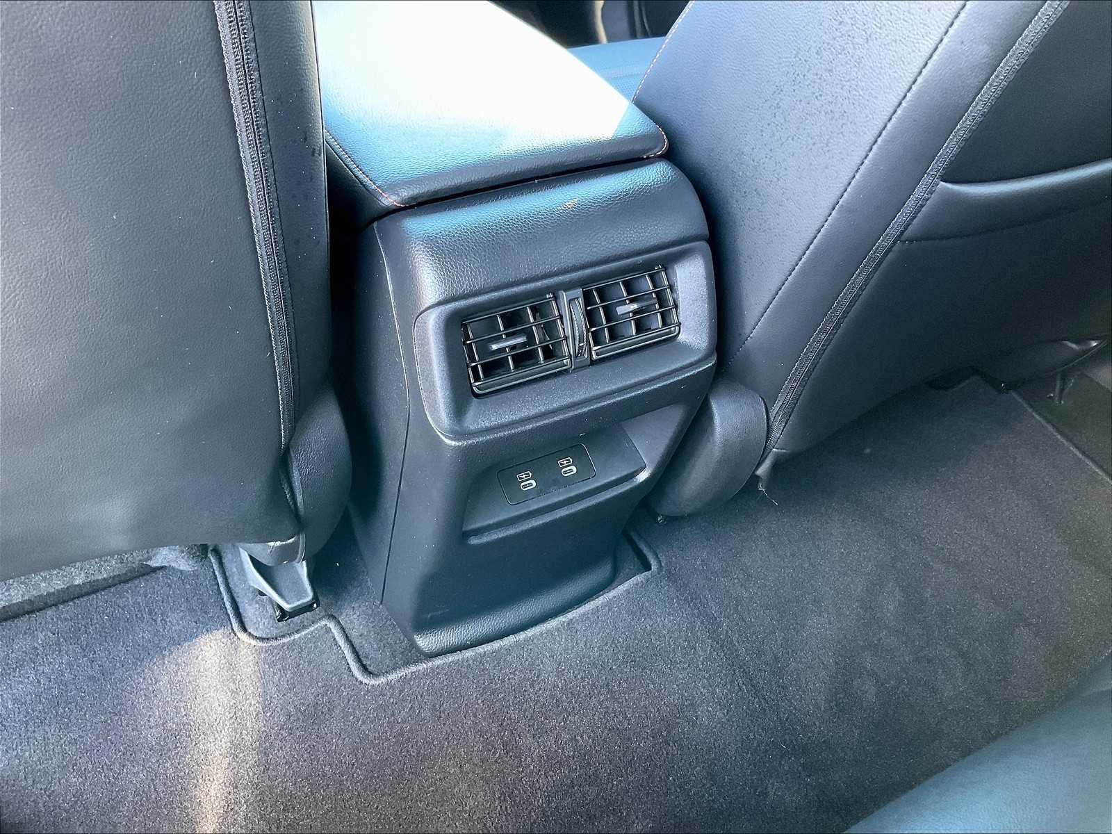 2023 Honda CR-V Hybrid Sport Touring photo 32