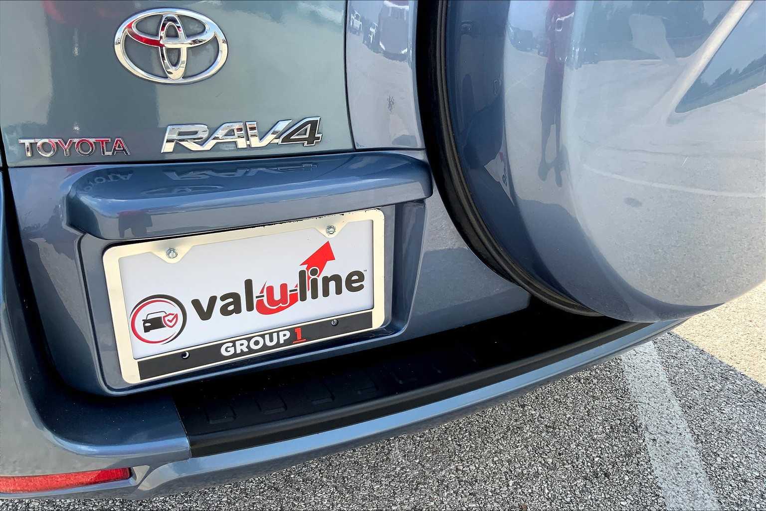 2010 Toyota RAV4 Base photo 9