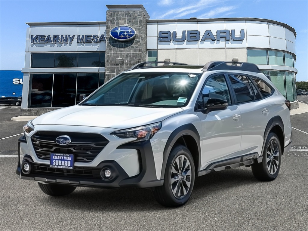 2025 Subaru Outback Onyx Edition photo 3