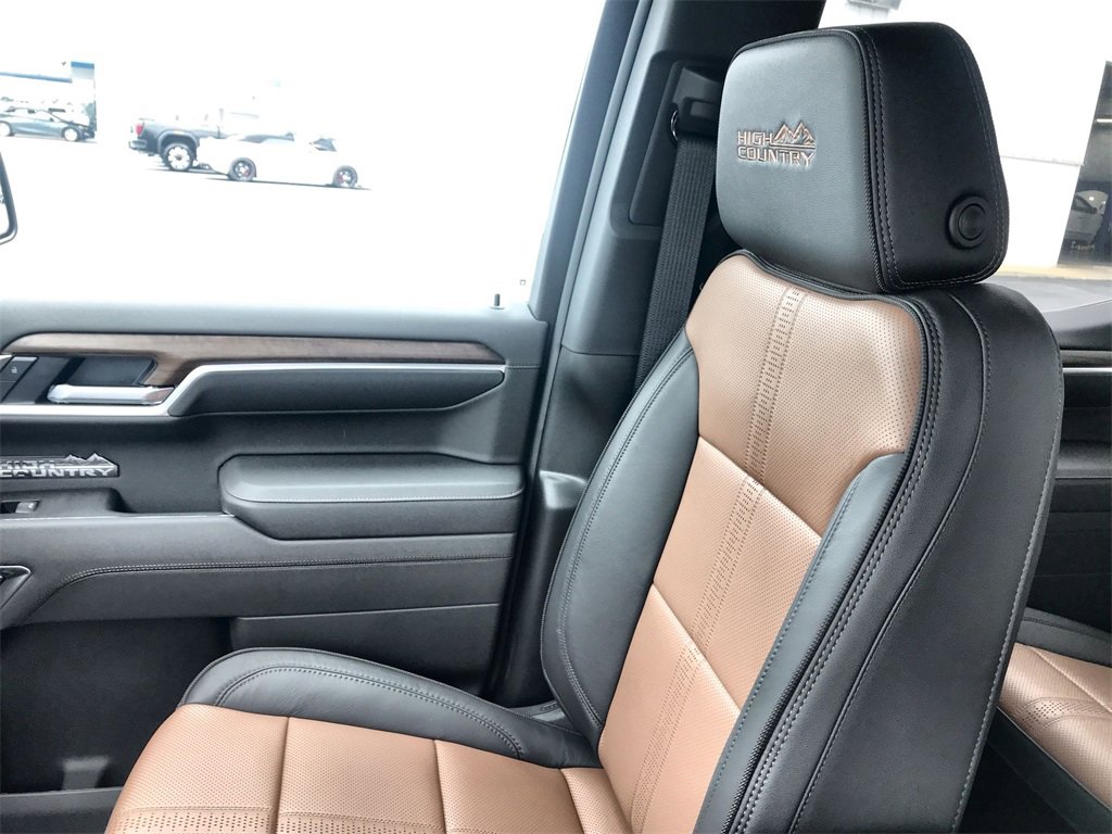 2026 Chevrolet Silverado 1500 High Country photo 24