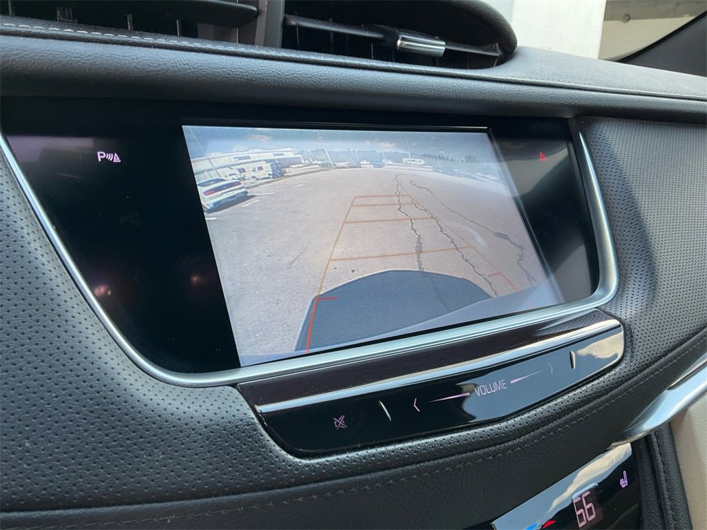 2019 Cadillac XT4 Luxury photo 18
