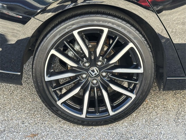 2025 Honda Accord Hybrid Touring photo 11