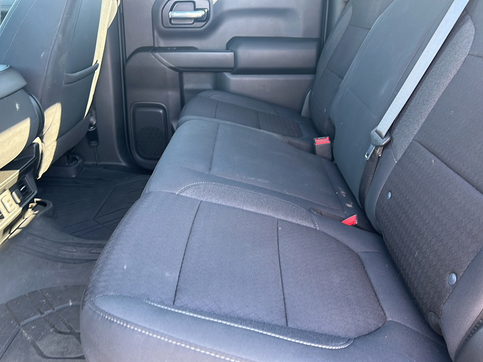 2021 Chevrolet Silverado 1500 LT photo 5