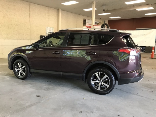 2018 Toyota RAV4 XLE photo 7