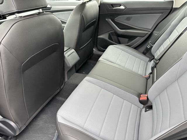 2025 Volkswagen Jetta SE photo 21