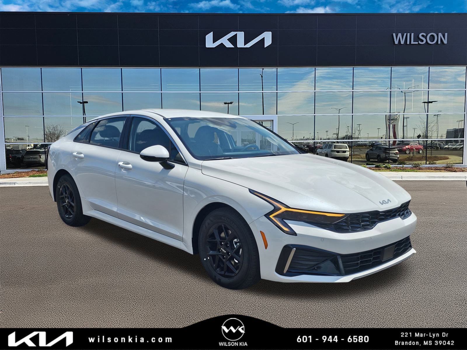 2025 Kia K5 LXS's photo