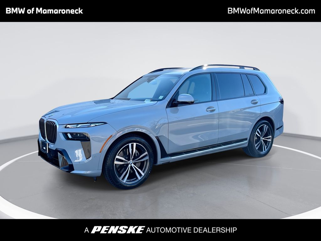 2024 BMW X7 40i's photo