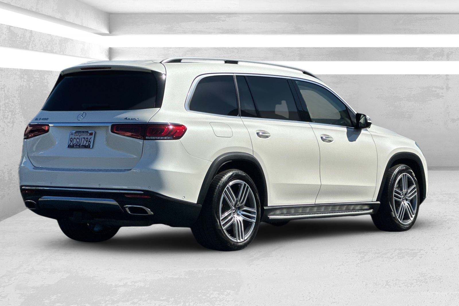 2022 Mercedes Benz GLS 450 4MATIC photo 3