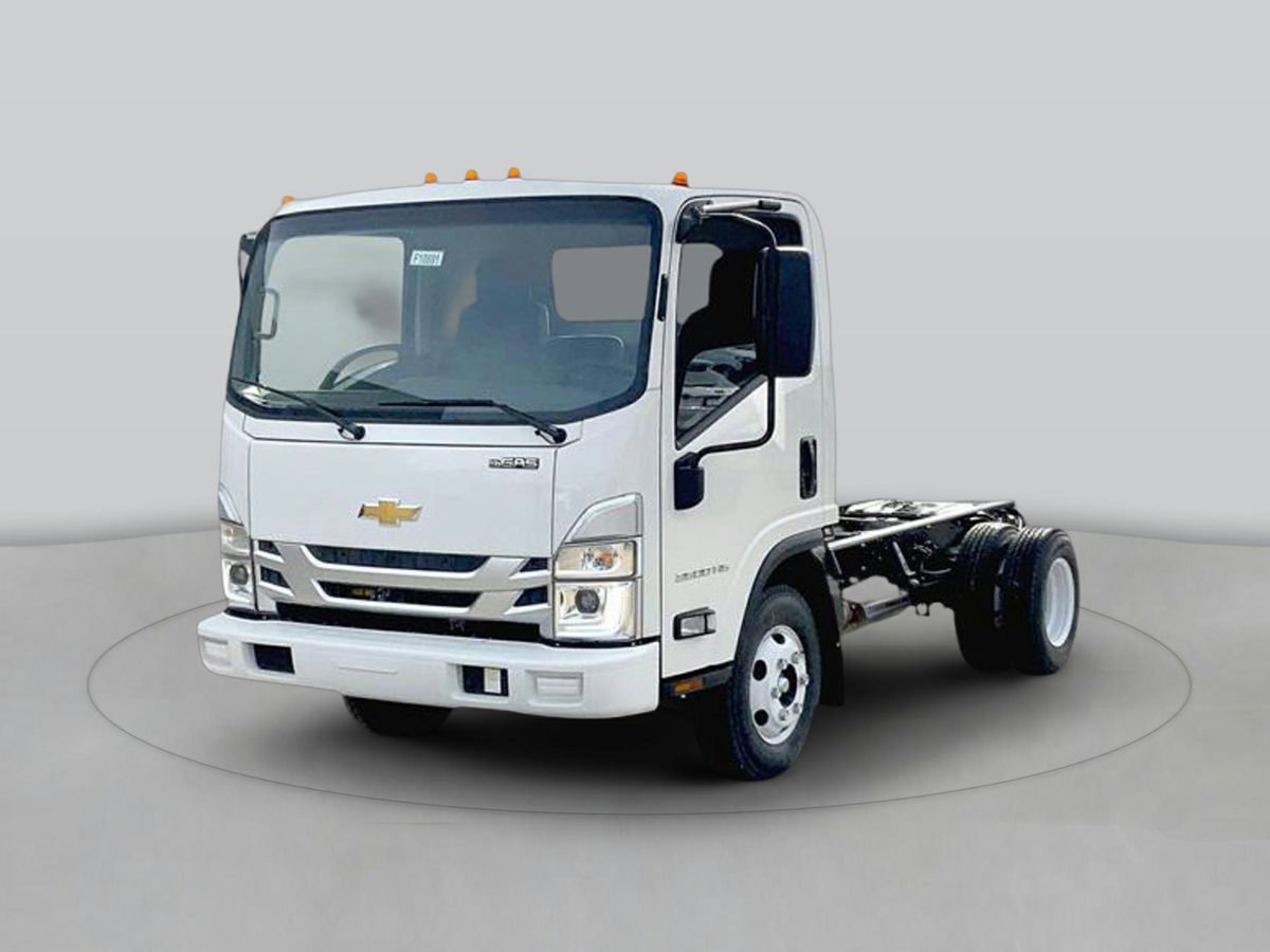 2025 Chevrolet Low Cab Forward Base's photo