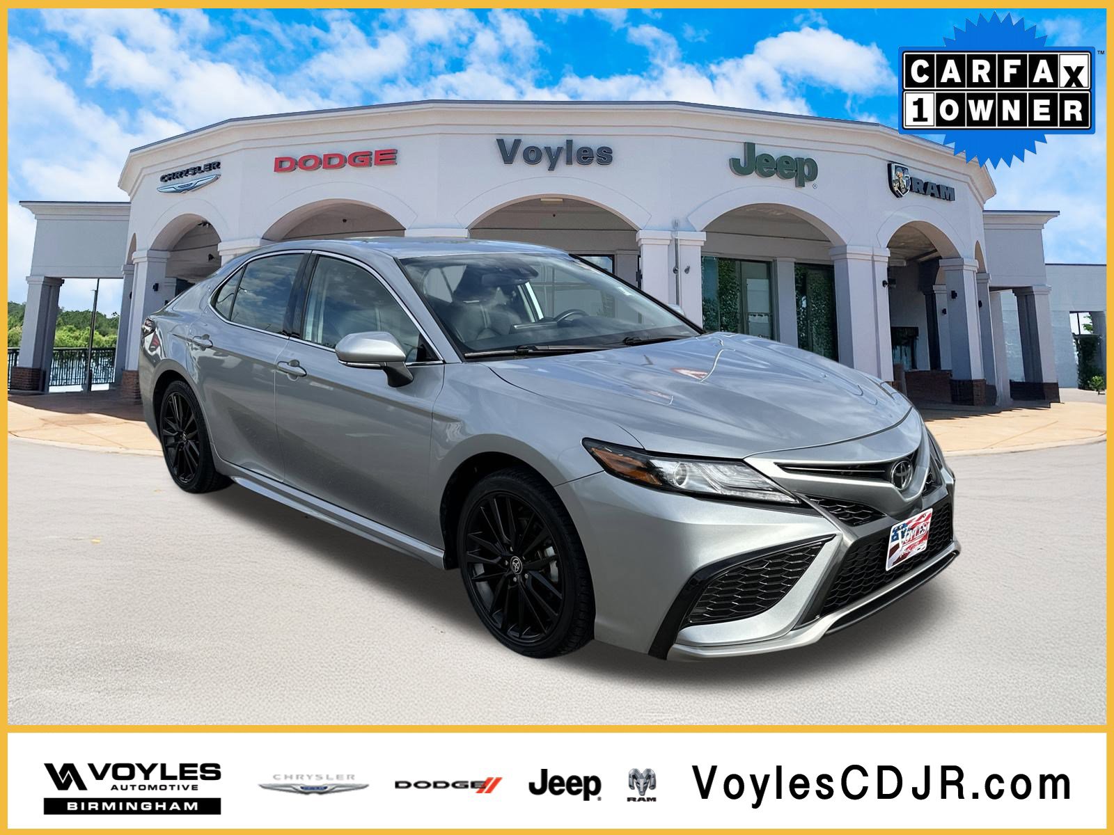 2023 Toyota Camry XSE's photo