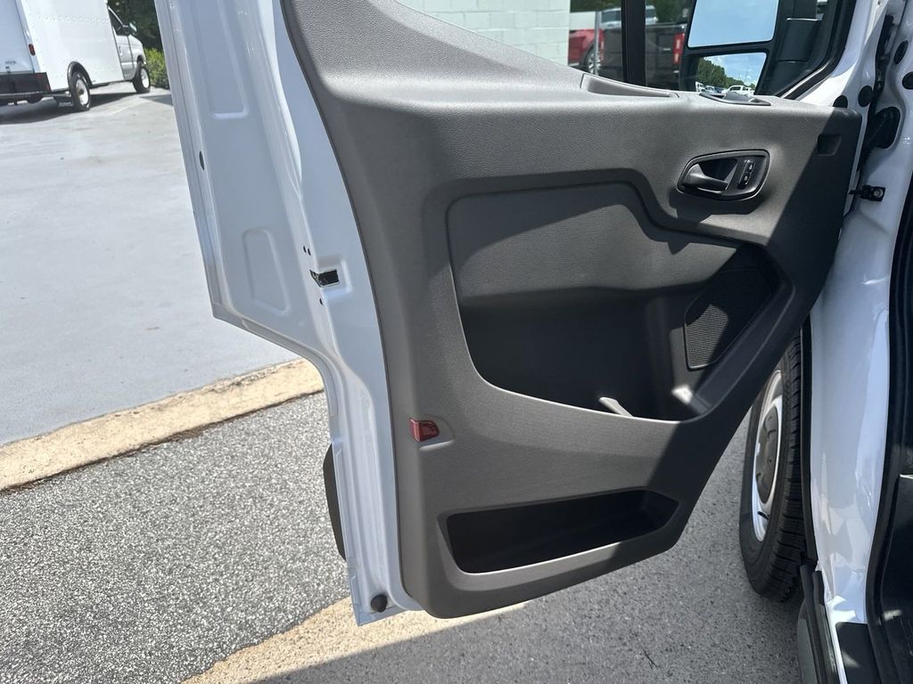 2024 Ford Transit Cargo Van photo 10