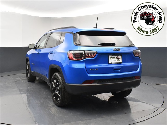 2026 Jeep Compass Latitude photo 4