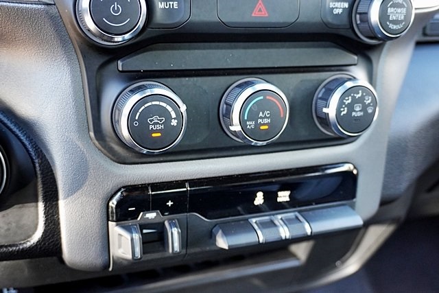2024 Ram 2500 Big Horn photo 28