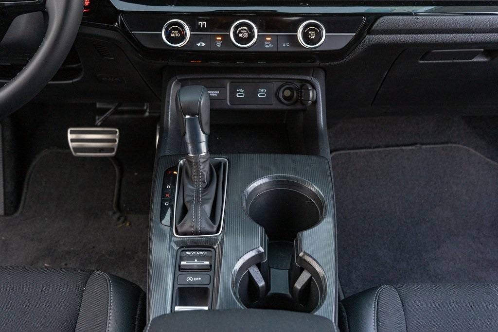 2025 Honda Civic Sport photo 20