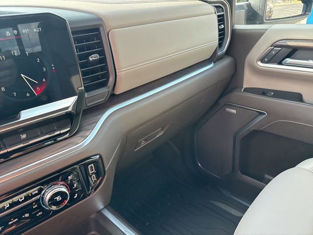 2025 Gmc Sierra HD SLT photo 28