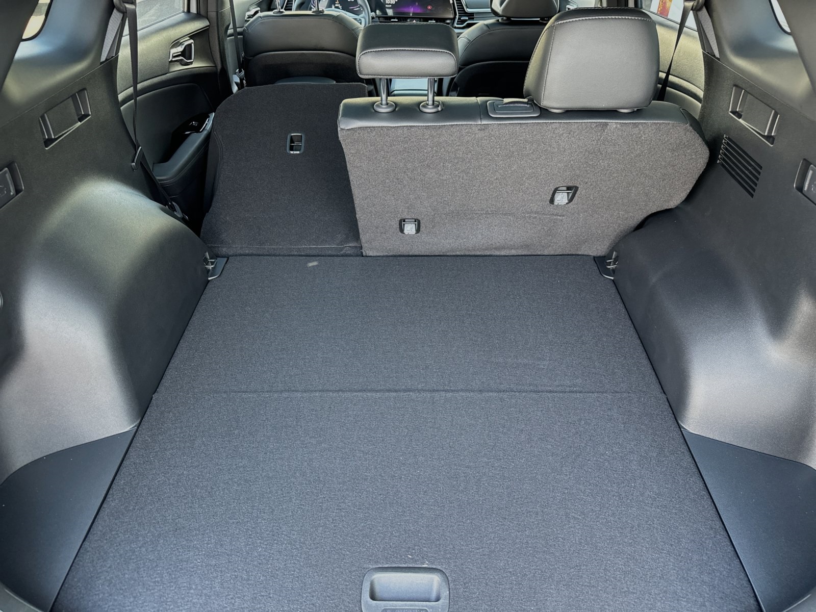 2025 Kia Sportage X-Line photo 14