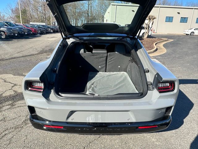 2025 Dodge Charger R/T photo 12