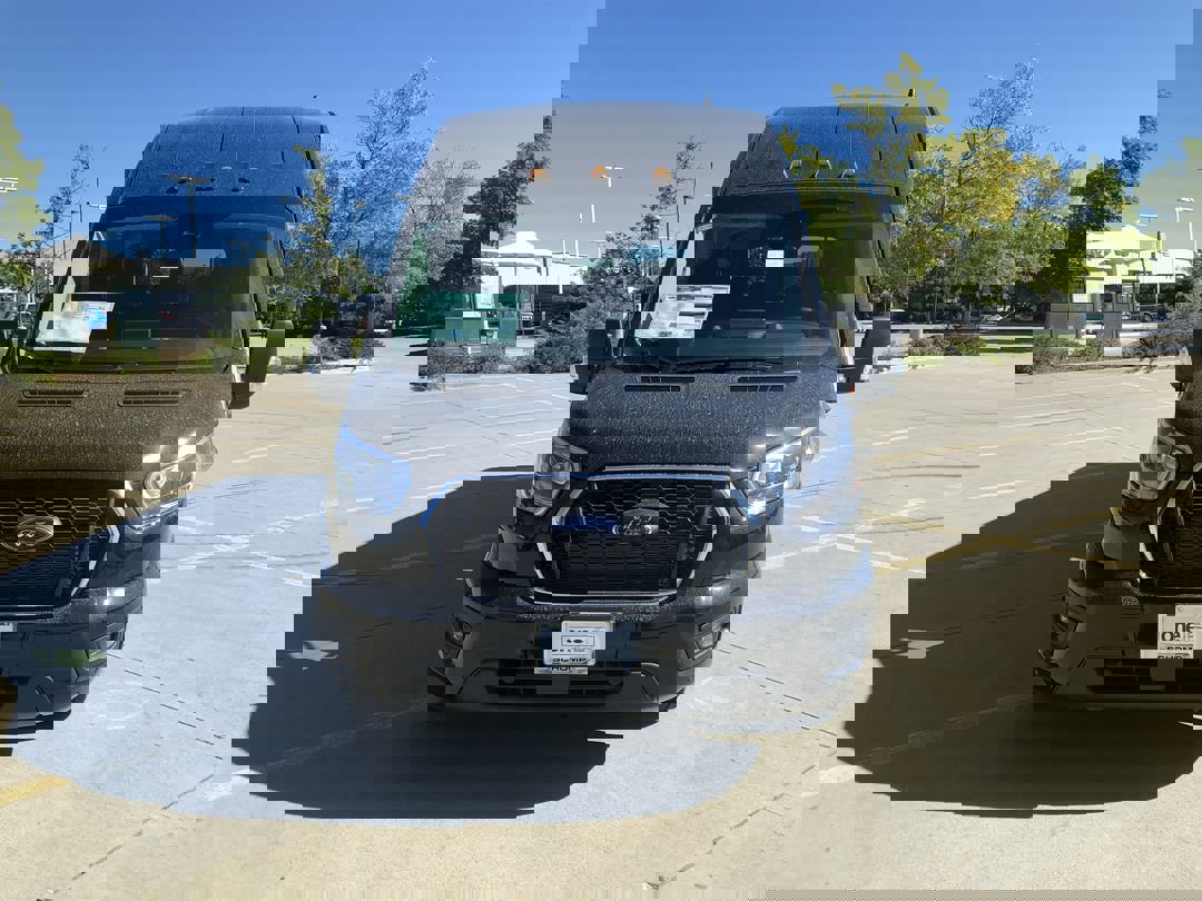 2025 Ford Transit photo 3