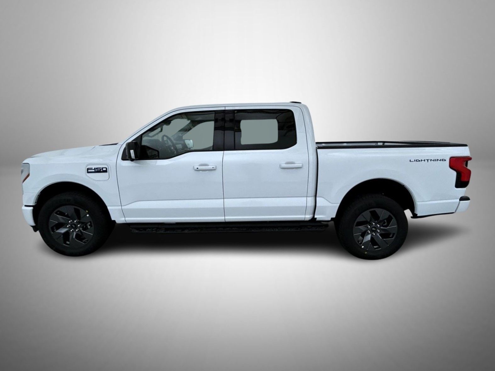 2025 Ford F-150 Lightning photo 5