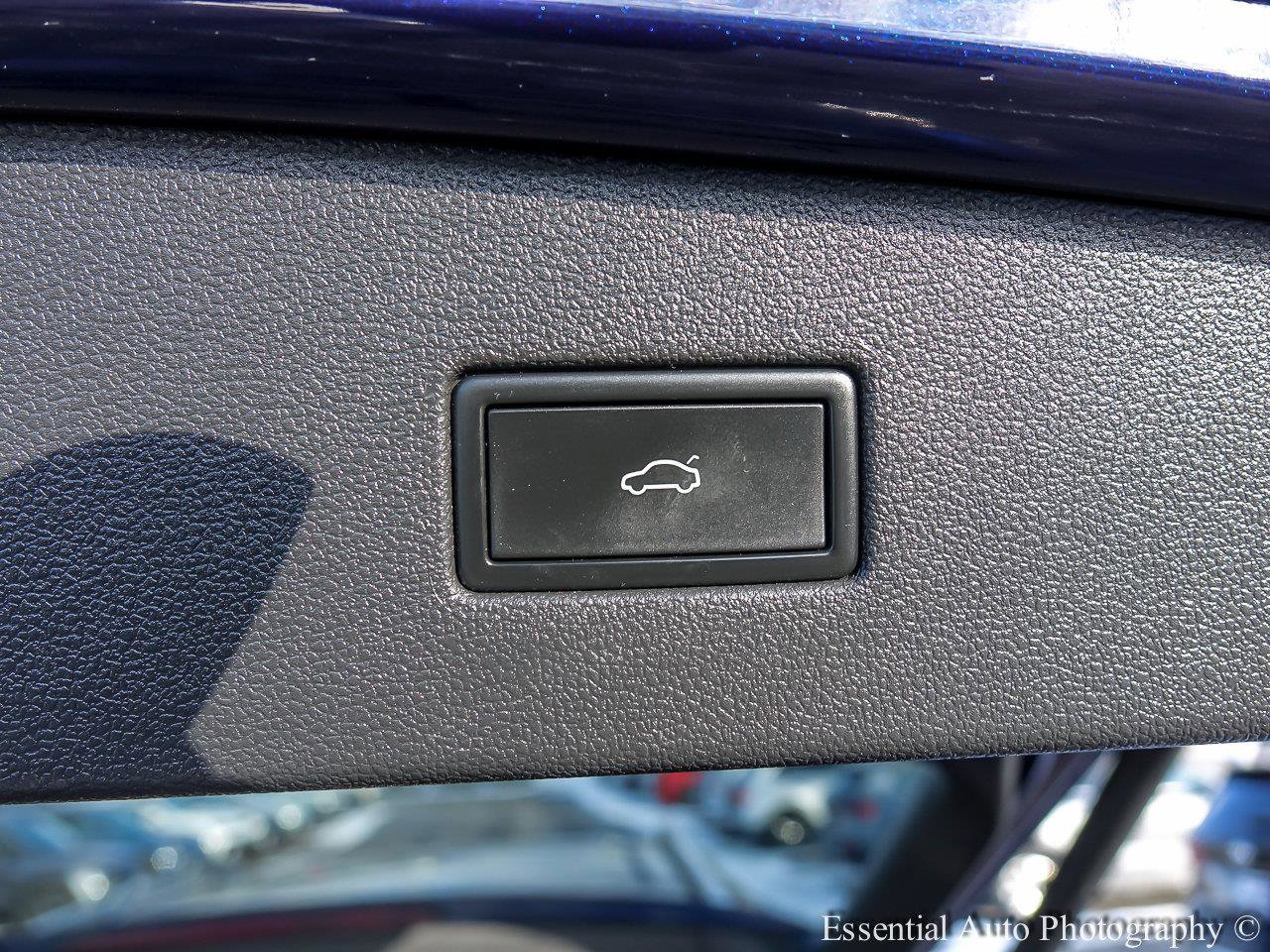 2022 VOLKSWAGEN TIGUAN - Image 22