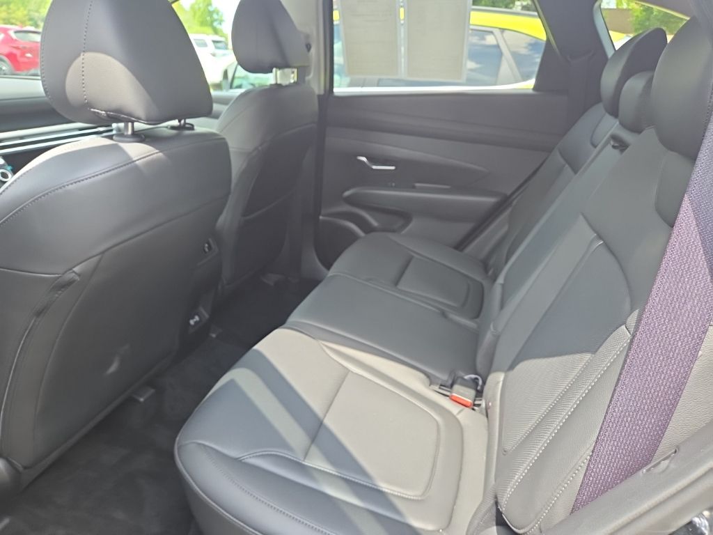 2025 Hyundai Tucson SEL Convenience photo 7