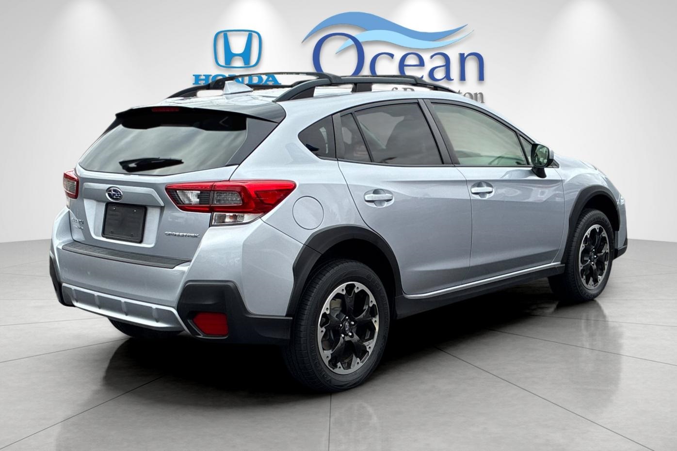 2023 Subaru Crosstrek Premium photo 2