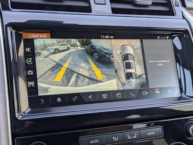 2017 Land Rover Discovery HSE Luxury photo 14